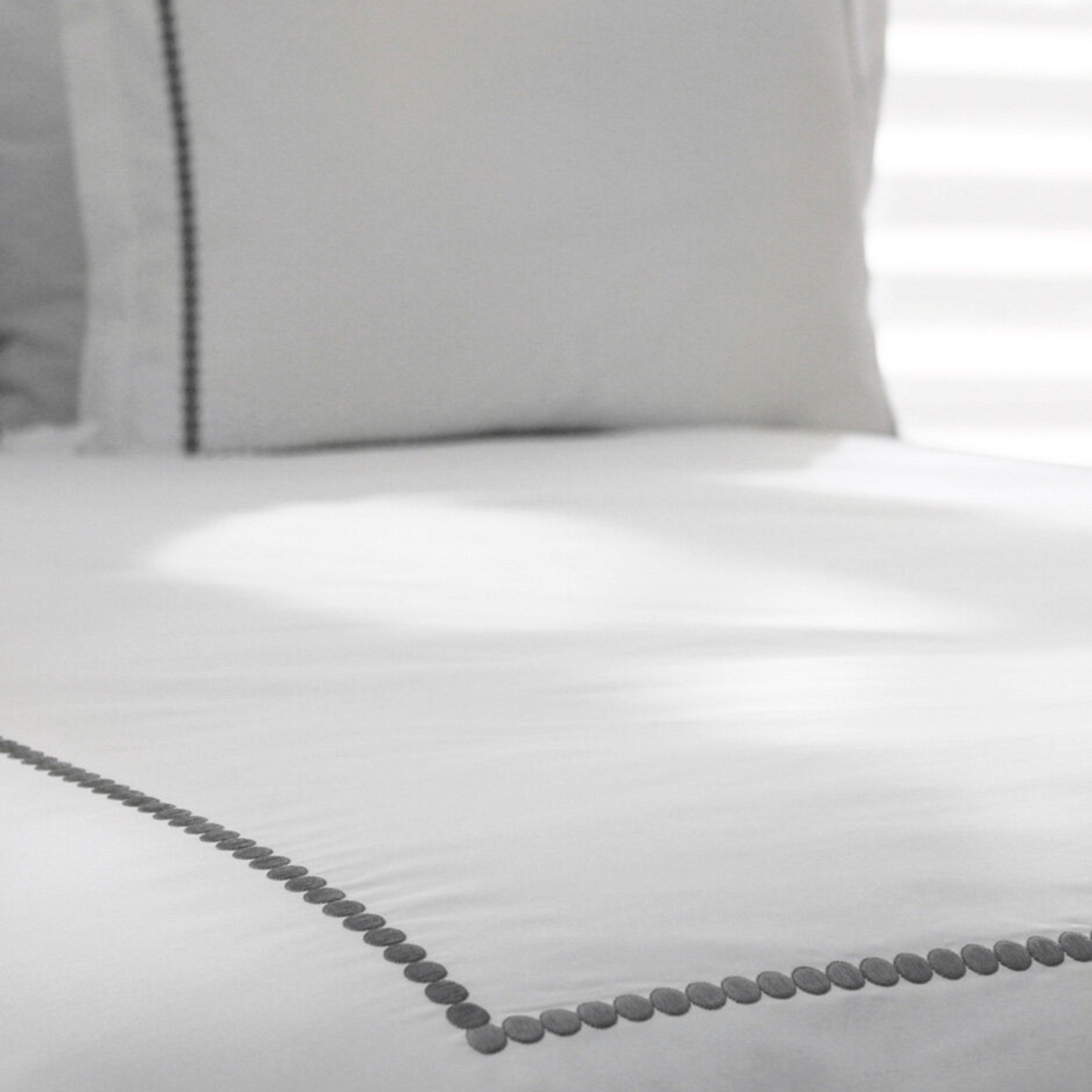 Juego de Funda de Duvet Con Bordado Circle