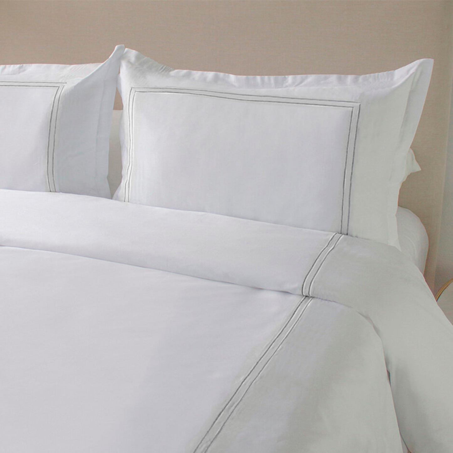 Juego de Funda de Duvet con bordado Doble Festón